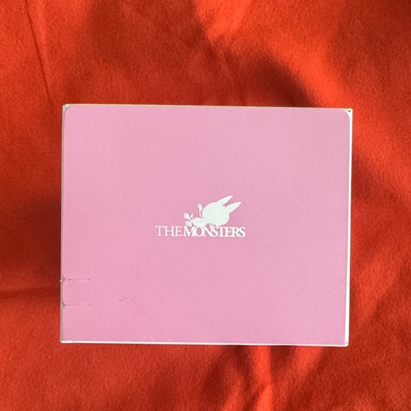 Exciting Macaron Labubu - Picture 8 of 10